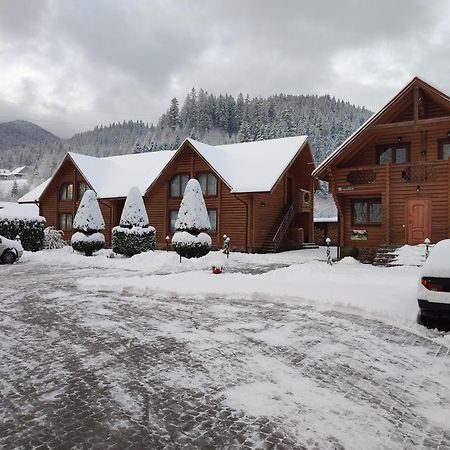 Mini Hotel Zakrut Tatariv Esterno foto
