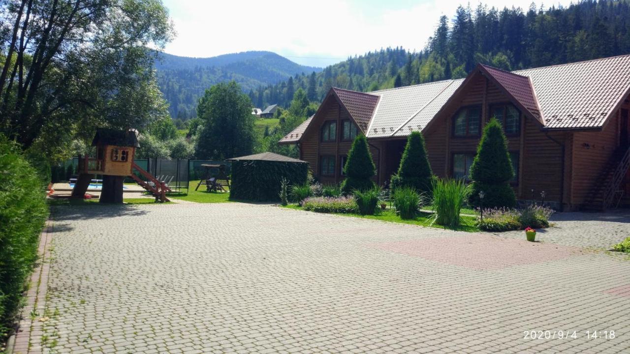 Mini Hotel Zakrut Tatariv Esterno foto