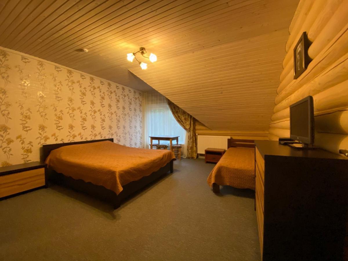Mini Hotel Zakrut Tatariv Esterno foto