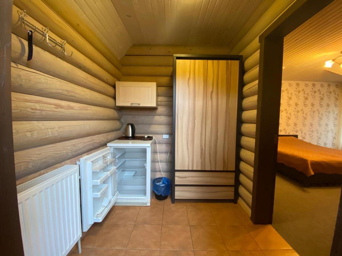 Mini Hotel Zakrut Tatariv Esterno foto