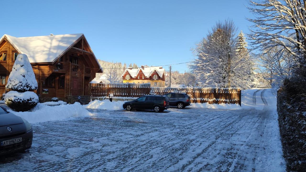 Mini Hotel Zakrut Tatariv Esterno foto