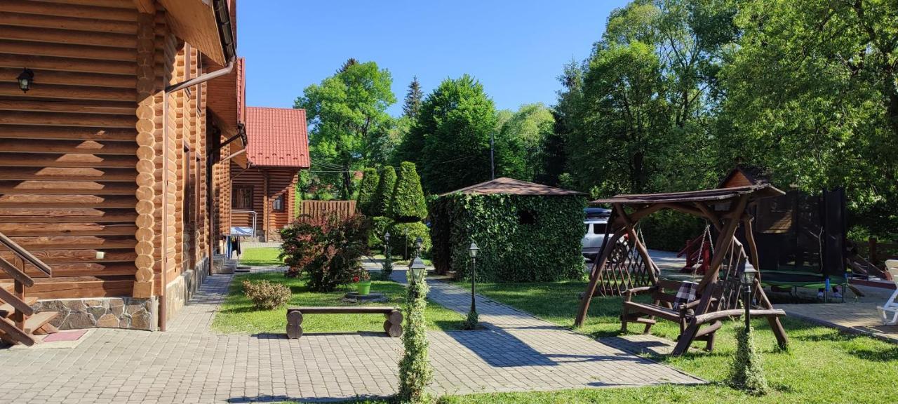 Mini Hotel Zakrut Tatariv Esterno foto