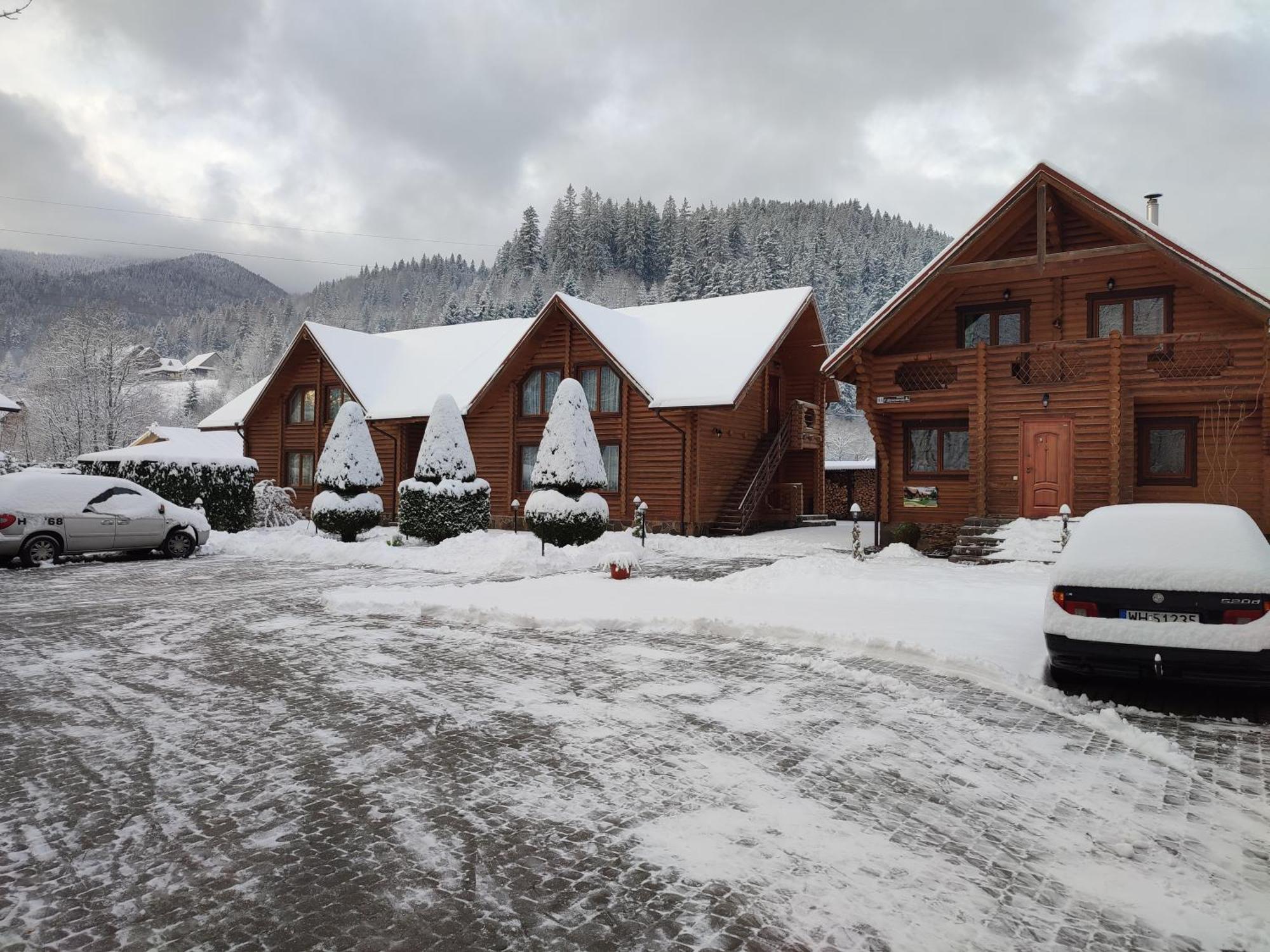 Mini Hotel Zakrut Tatariv Esterno foto