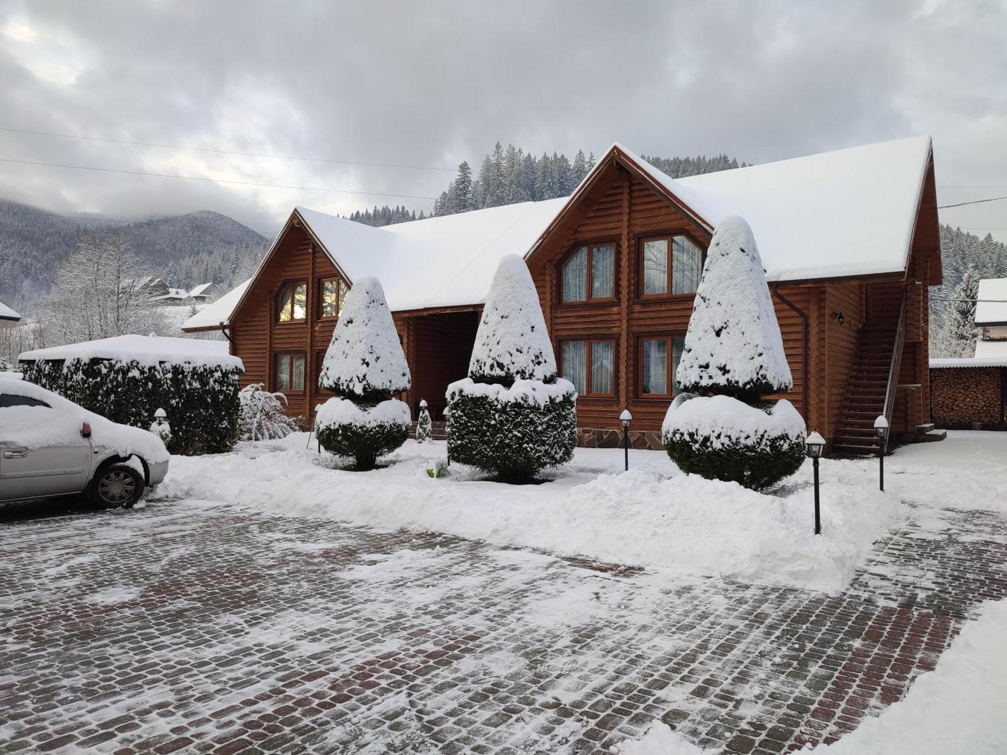 Mini Hotel Zakrut Tatariv Esterno foto